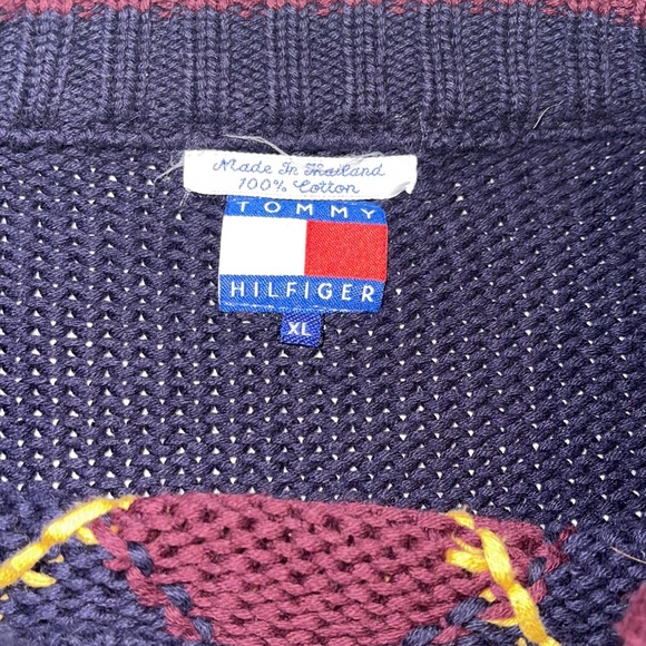 Vintage Tommy Hilfiger Sweater - Picture 2 of 4